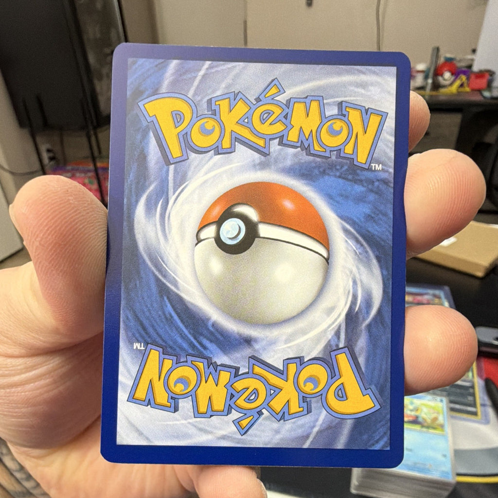 Nintendo Pokemon TCG Delphox 013/198 Chilling Reign EN Holo Rare 2021