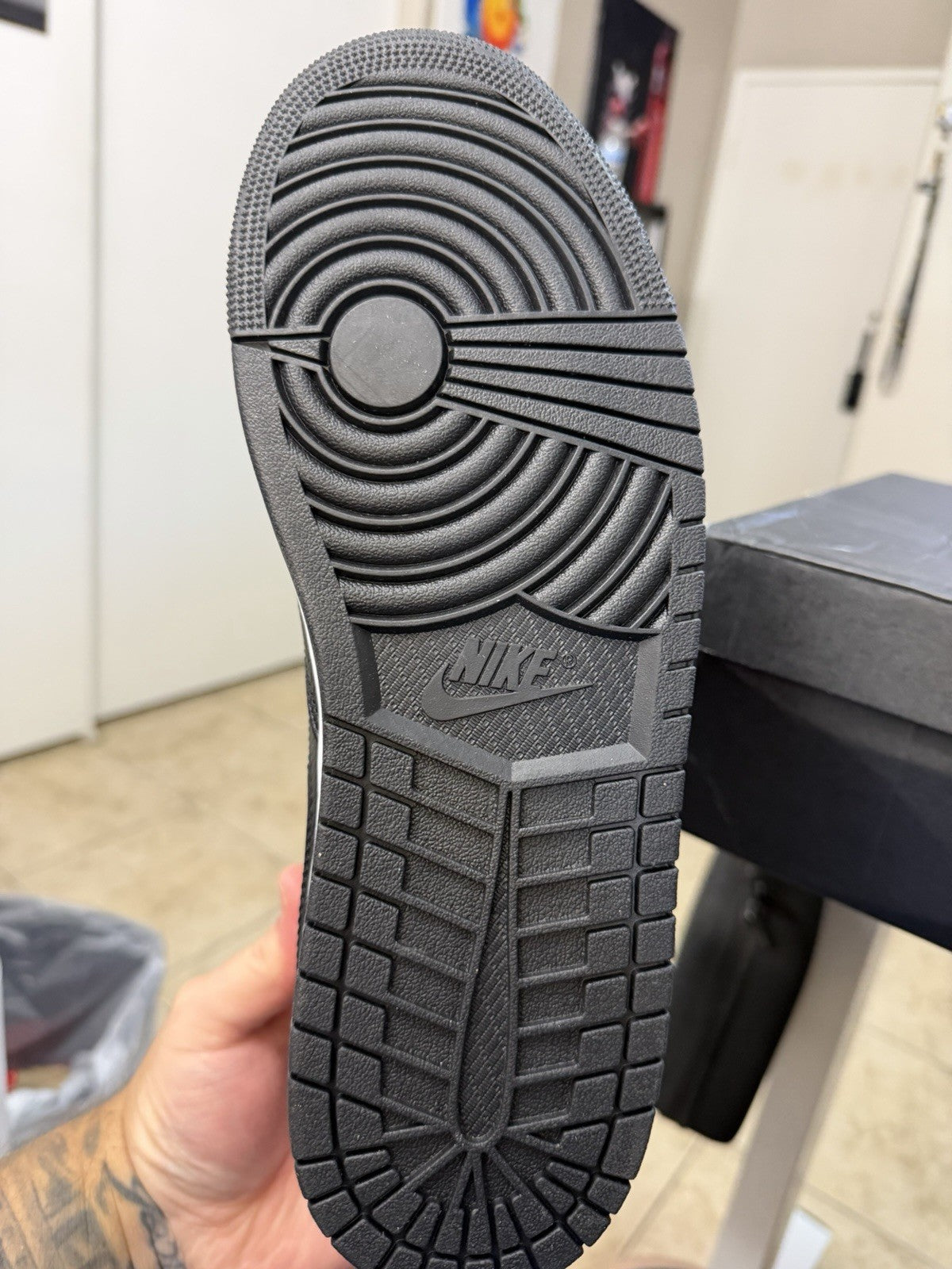 Jordan Air Jordan 1 Flight Bred Mid Top