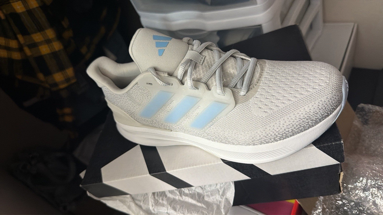 adidas Low Top Lace Up Athletic Sneakers White/Blue Light Blue