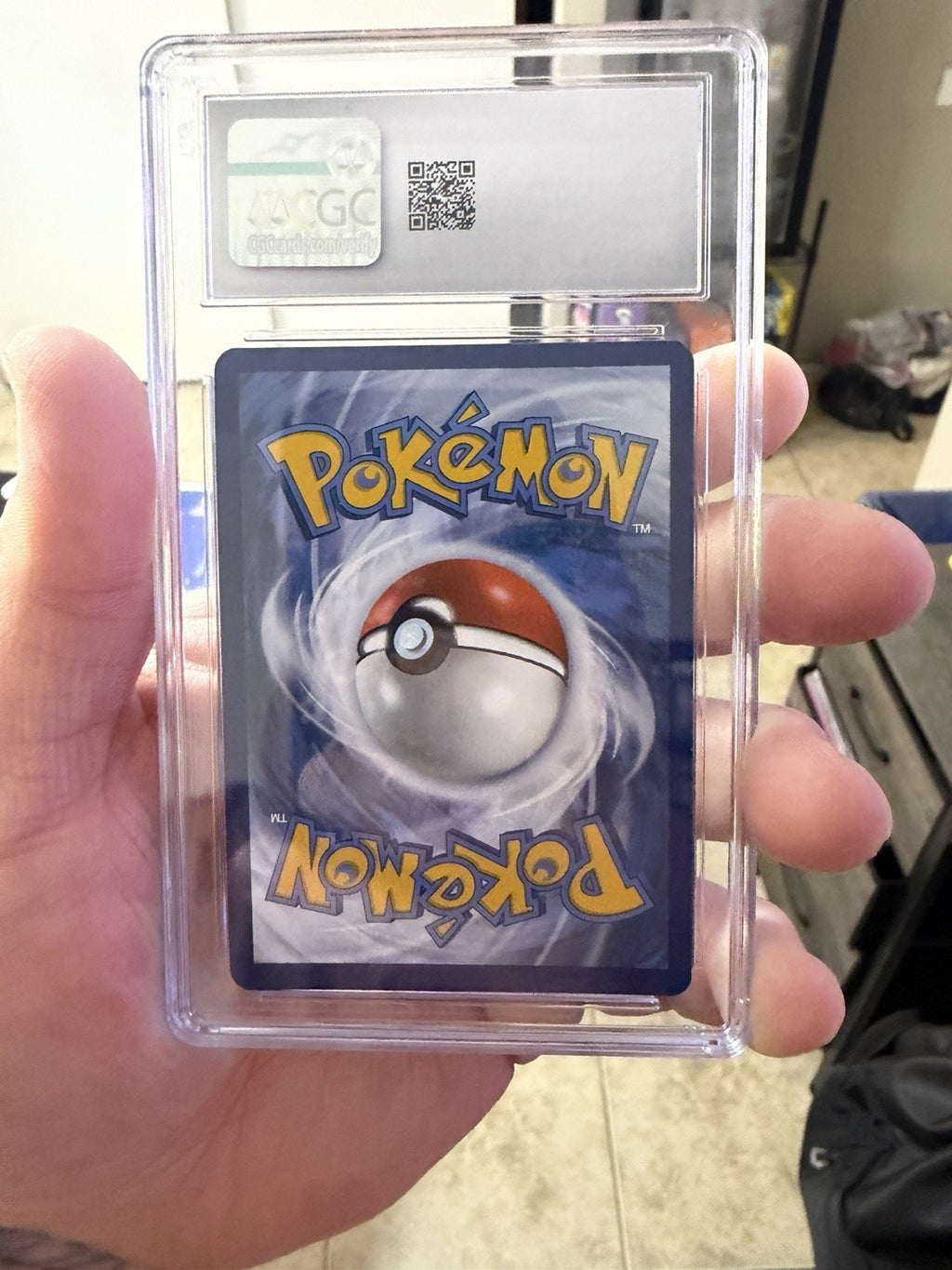 The Pokémon Company Squirtle 001/034 TCG Classic Holo 2023 EN CGC 9